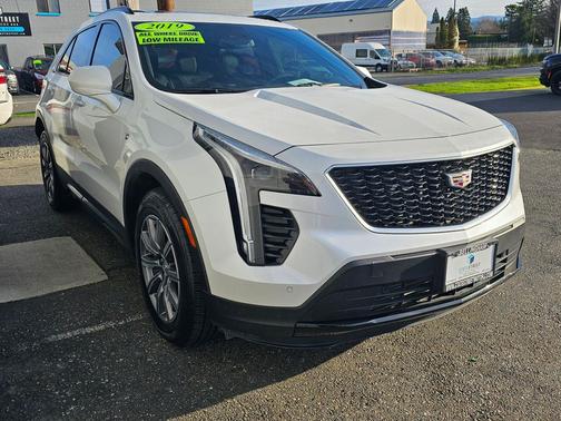 2019 Cadillac XT4 Sport