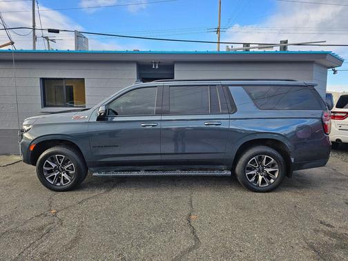 2021 Chevrolet Suburban Z71