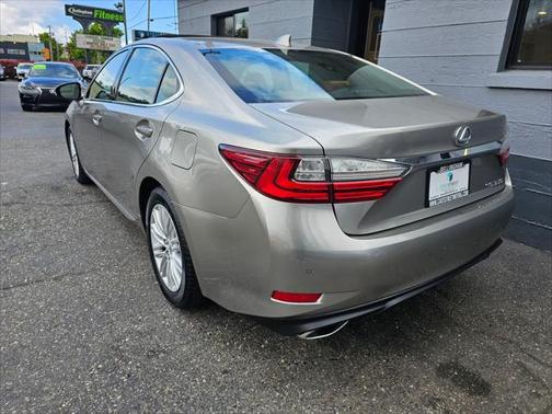 2016 Lexus ES 350 Base