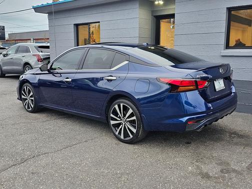 2022 Nissan Altima Platinum Intelligent AWD