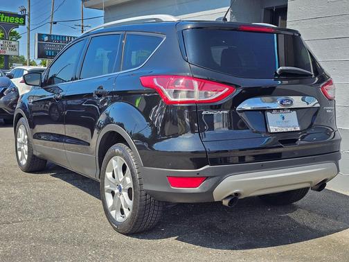 Tuxedo Black Metallic 2014 Ford Escape Titanium