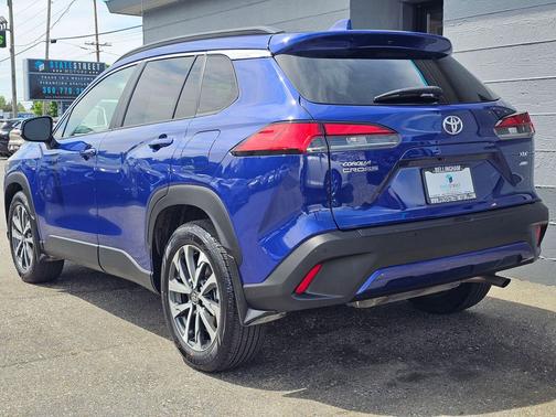 Blue Crush Metallic 2023 Toyota Corolla Cross XLE