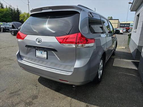 2012 Toyota Sienna Base