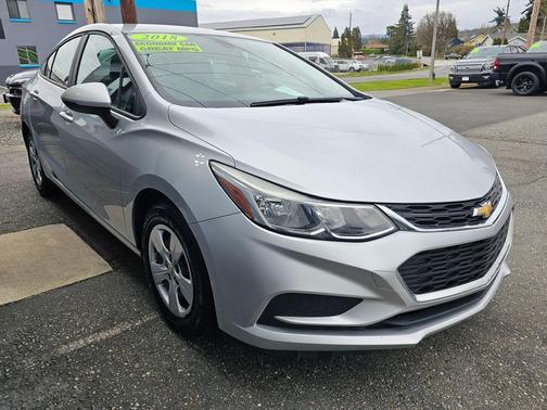 2018 Chevrolet Cruze LS