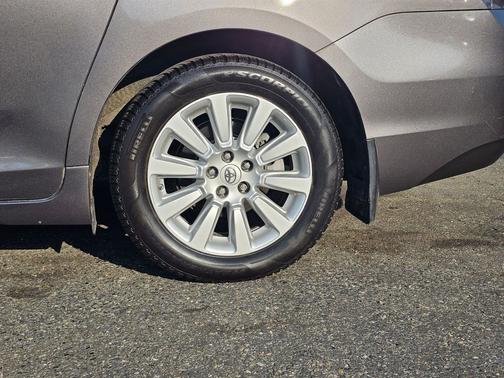 2014 Toyota Sienna XLE