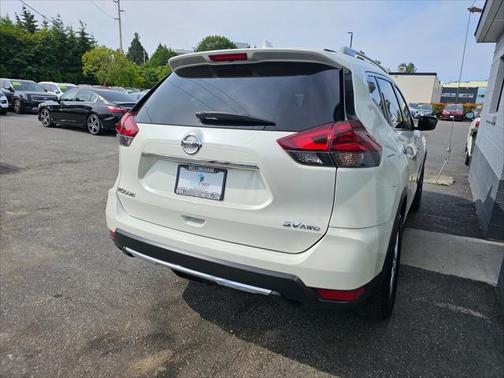 2018 Nissan Rogue SV