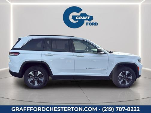 Bright White Clearcoat 2024 Jeep Grand Cherokee 4xe Base