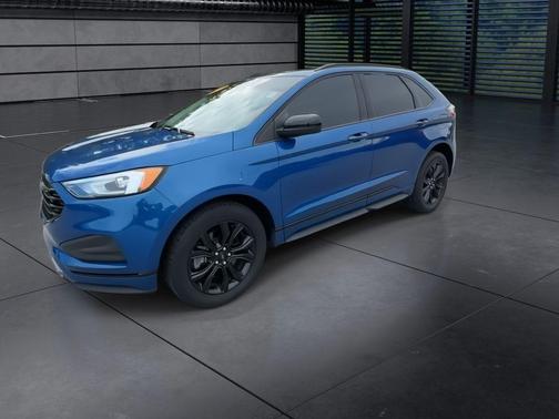 2022 Ford Edge SE