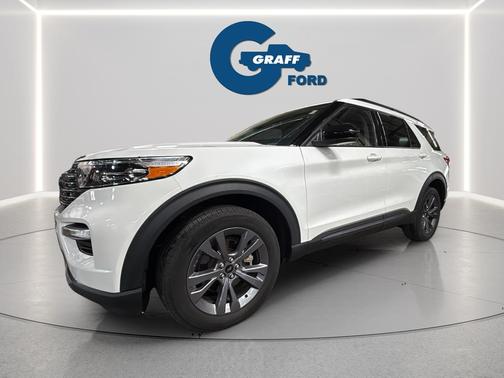 STAR WHITE MET TRI-COAT 2022 Ford Explorer XLT