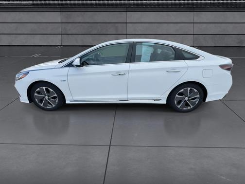 2019 Hyundai SONATA Hybrid Limited