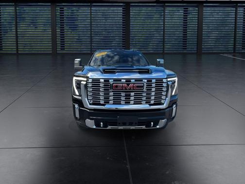 2025 GMC Sierra 3500 Denali