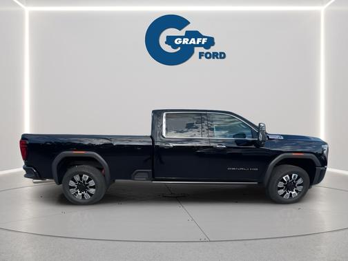 2025 GMC Sierra 3500 Denali