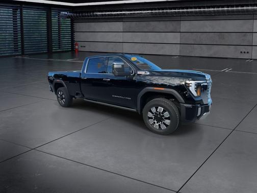 2025 GMC Sierra 3500 Denali