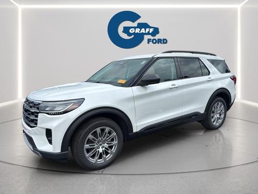 Star White Metallic Tri-Coat 2026 Ford Explorer Active