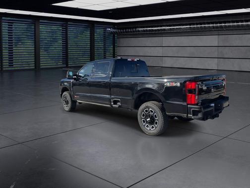 2025 Ford F-350 Platinum