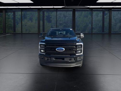 2025 Ford F-350 Platinum