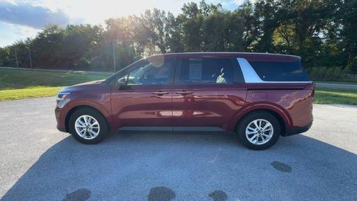 2022 Kia Carnival LXS