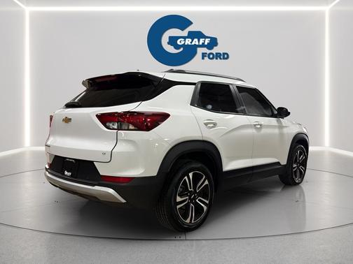 Summit White 2024 Chevrolet Trailblazer LT