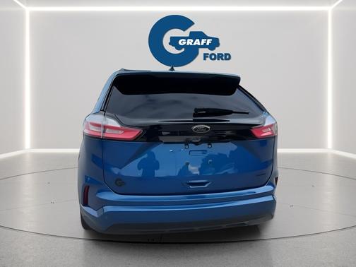 ATLAS BLUE 2022 Ford Edge SE
