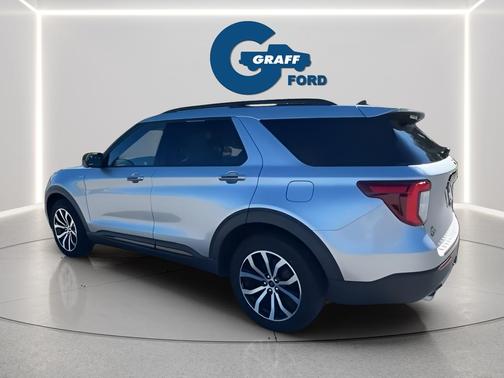 2022 Ford Explorer ST-Line