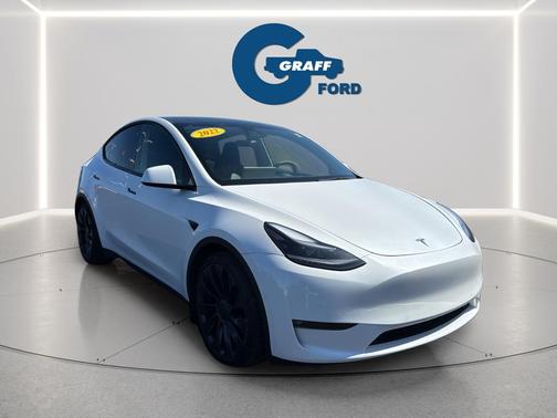 White 2022 Tesla Model Y Performance Dual Motor All-Wheel Drive