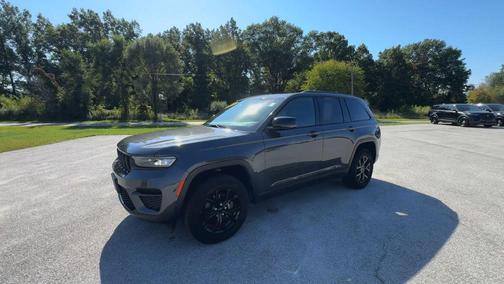 2024 Jeep Grand Cherokee Altitude