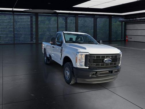 2025 Ford F-250 XLT