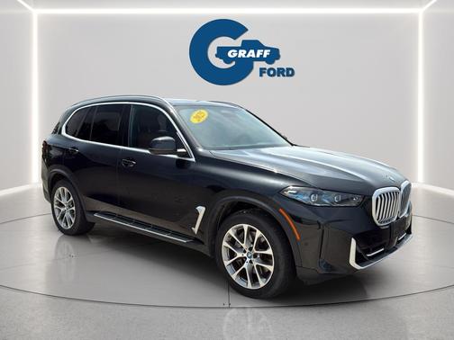 Black Sapphire Metallic 2025 BMW X5 PHEV xDrive50e