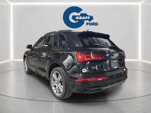 2025 Audi Q5 45 S line Premium