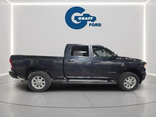 2022 RAM 2500 Big Horn Crew Cab 4x4 6'4' Box