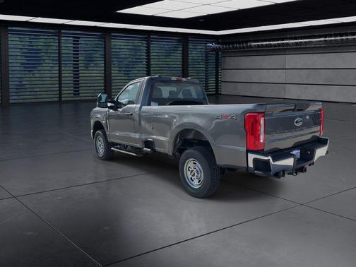 2025 Ford F-250 XLT