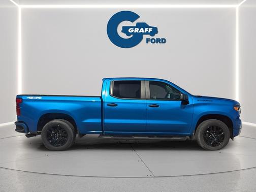 Glacier Blue Metallic 2024 Chevrolet Silverado 1500 Custom