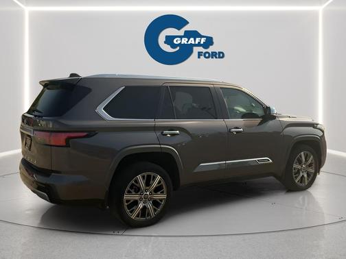 2024 Toyota Sequoia Capstone