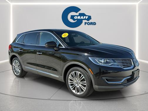 DIAMOND BLACK 2017 Lincoln MKX Reserve