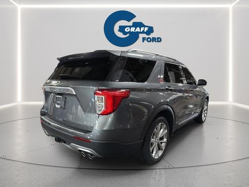 2022 Ford Explorer Platinum