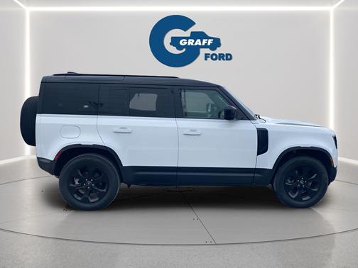 2022 Land Rover Defender 110 S