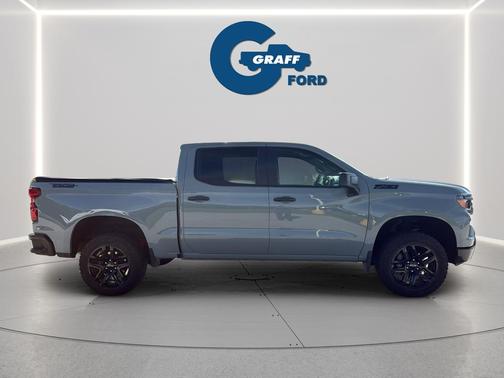 Slate Gray Metallic 2025 Chevrolet Silverado 1500 Custom Trail Boss