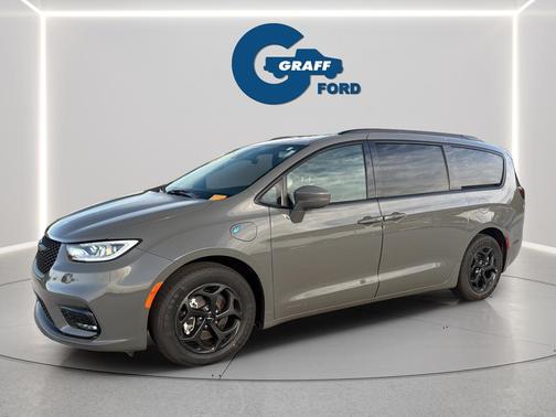 Ceramic Gray Clearcoat 2021 Chrysler Pacifica Hybrid Touring L