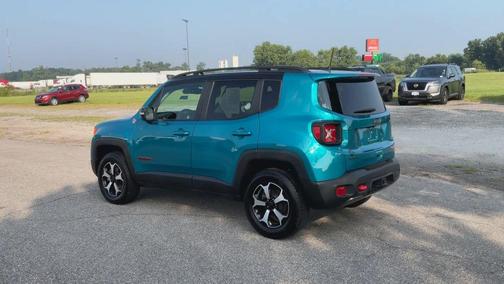 2022 Jeep Renegade Trailhawk