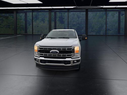 2025 Ford F-350 XLT