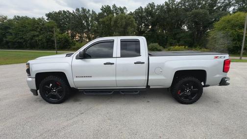 2018 Chevrolet Silverado 1500 2LT