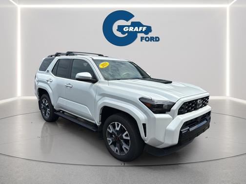 Wind Chill Pearl 2025 Toyota 4Runner TRD Sport