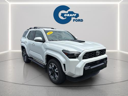 Wind Chill Pearl 2025 Toyota 4Runner TRD Sport