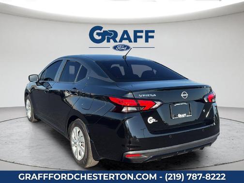 Super Black 2025 Nissan Versa 1.6 S