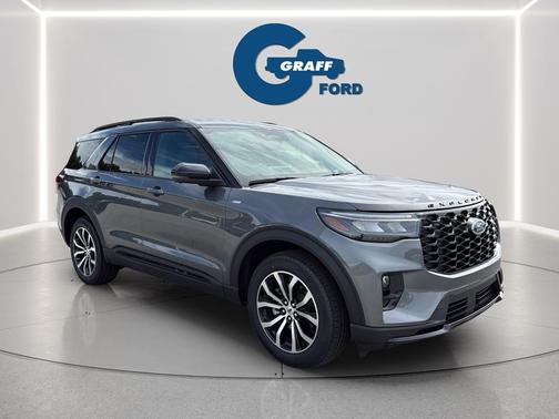 CARBONIZED GRAY METALLIC 2026 Ford Explorer ST-Line