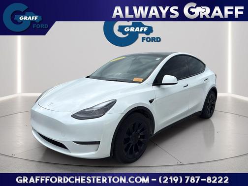 Pearl White Multi-Coat 2023 Tesla Model Y Long Range Dual Motor All-Wheel Drive