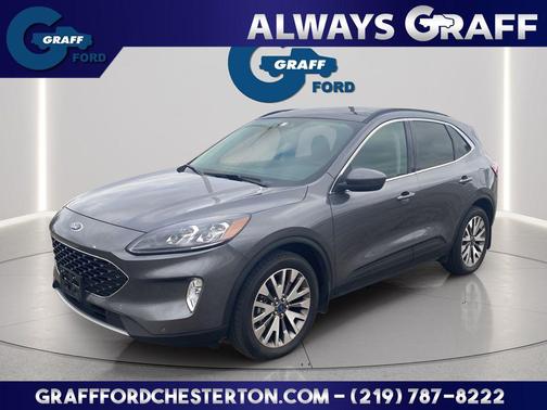 2022 Ford Escape Titanium