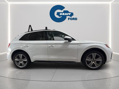 2025 Audi Q5 45 S line Premium