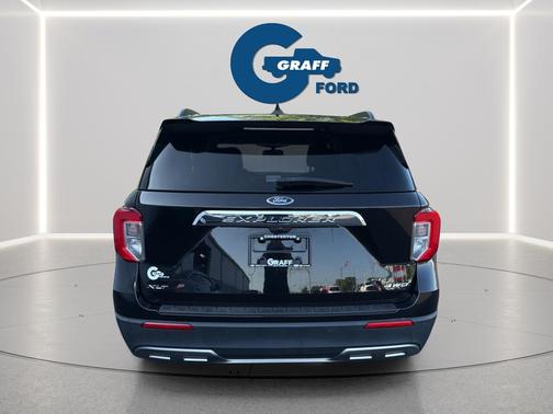 AGATE BLACK METALLIC 2023 Ford Explorer XLT