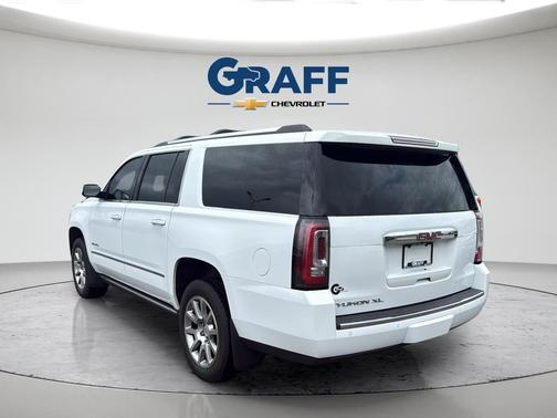 Summit White 2019 GMC Yukon XL Denali